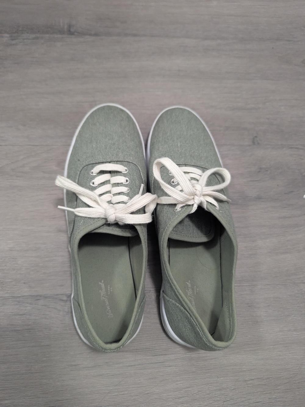 Casual Women's Lace-Up Sneakers in Sage Green